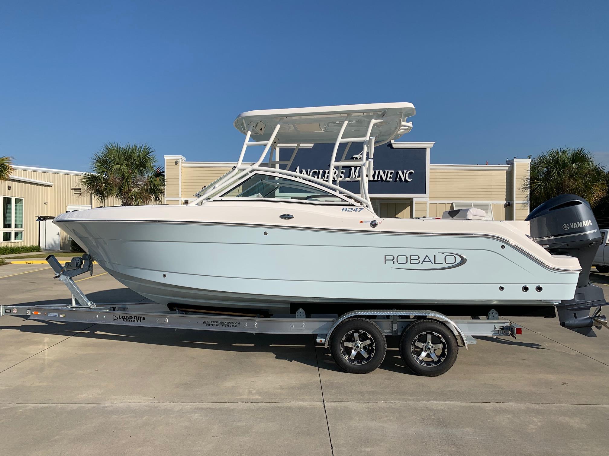 2021 Robalo R247 Ice Blue For Sale In NC - Angler's Marine - 910-755-7900